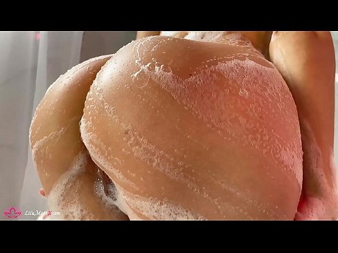 ❤️ Brunette, Duşda Güclü Orgazm Vermək üçün Vibratorla Pişiyi Mastürbasyon Etdirir Keyfiyyətli porno pornoda az.verhentai.ru ﹏