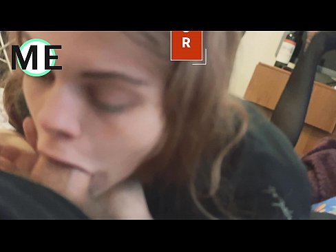 ❤️ Boğaz siki, cırıq külotlu çorap və cırıq dabanlarla tanış olmaq xoşdur Keyfiyyətli porno pornoda az.verhentai.ru ﹏